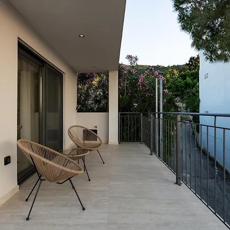 Capo Davia Seaside Villa