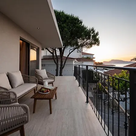 Capo Davia Seaside Vila